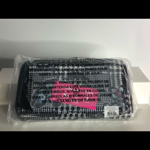 Vera Bradley Wristlet w: Tons of Pockets/Space ! - Picture 2 of 12
